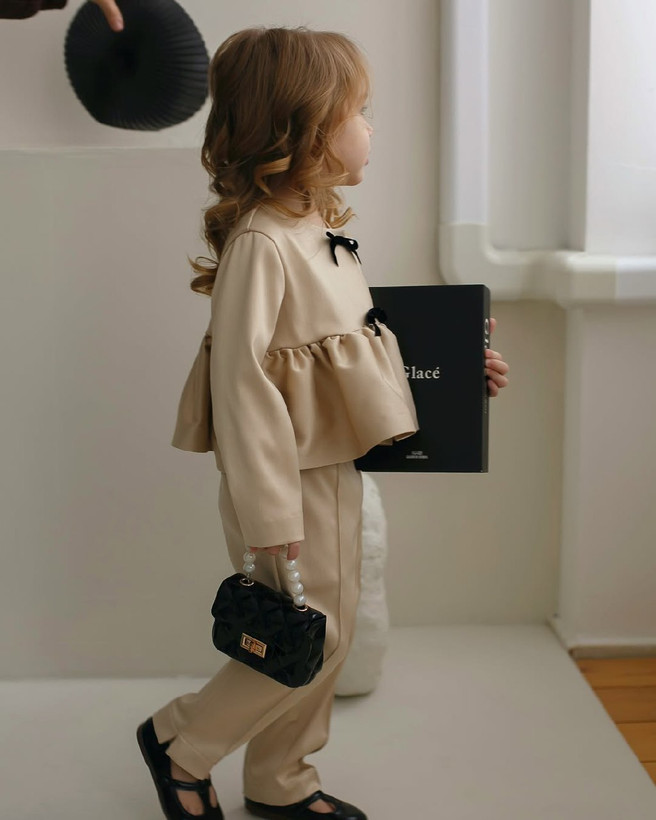 ست ۳ تکه جلیقه شلوار و شومیز دخترانه مدل مهتاب برند شیکسون مجلسی👗✨