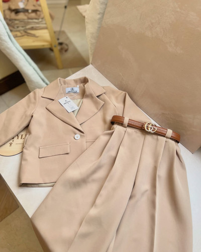 کت و شلوار بگ کرپ باربی دخترانه مدل روژان برند شیکسون